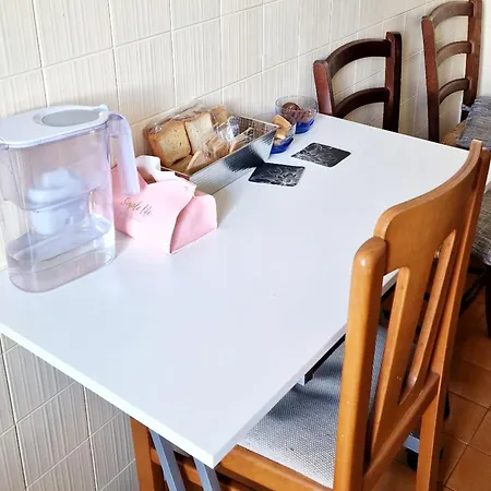Of 3 In The Area Near To The Center Of Appartement *