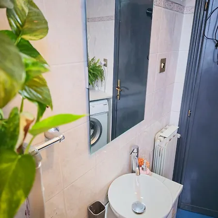 Of 3 In The Area Near To The Center Of Appartement